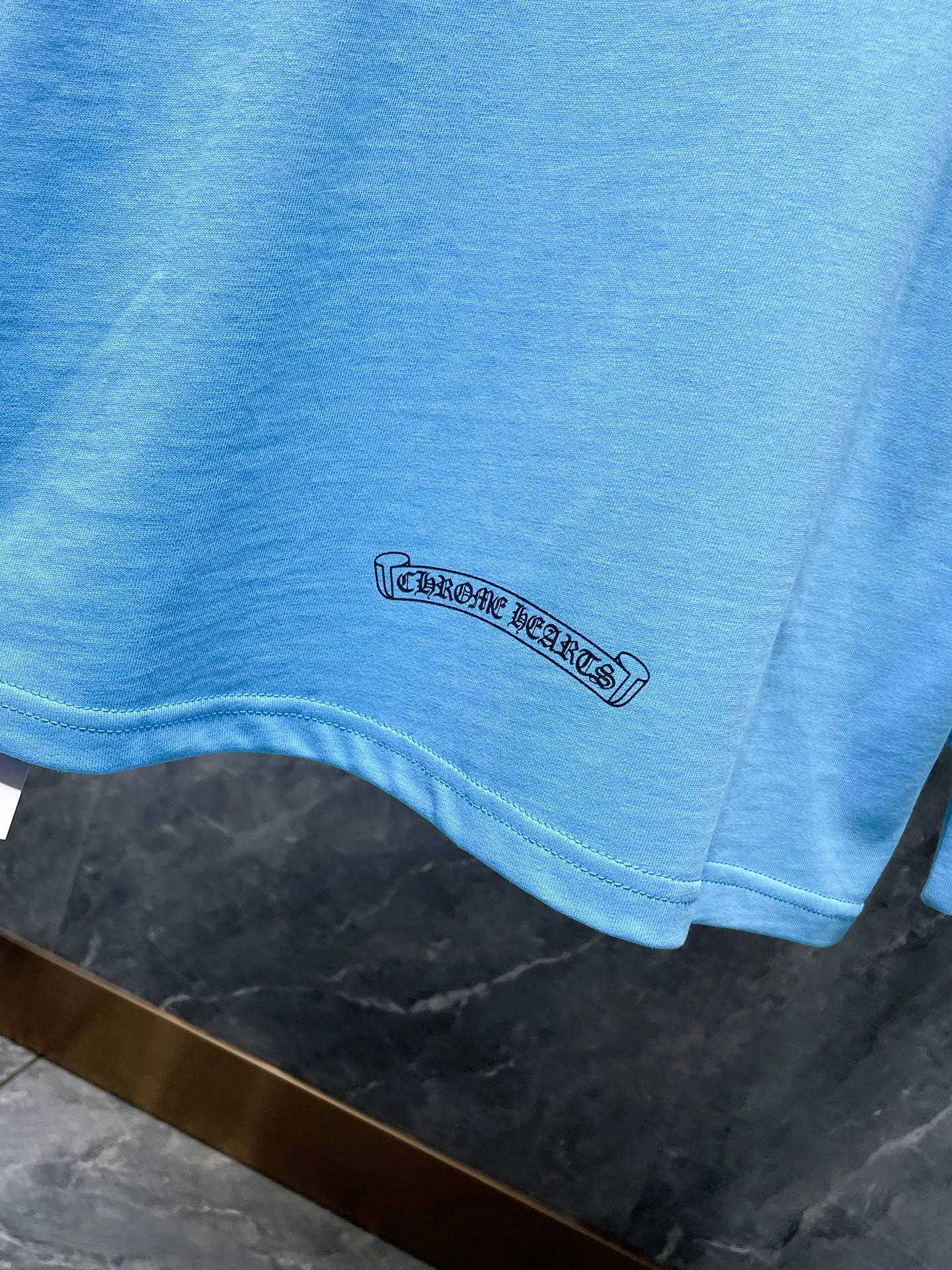 P160 Chrome Hearts🍁Long T Series🍁 Available simultaneously at counters❤️Fully upgraded fabrics! ! Crow blue matty graffiti long sleeves. Imported environmentally friendly glue printing and dyeing. Re-engraved version 1:1 high gram weight original fabric. 🌈Recommended color: blue🌈 Size: S, M, L, XL